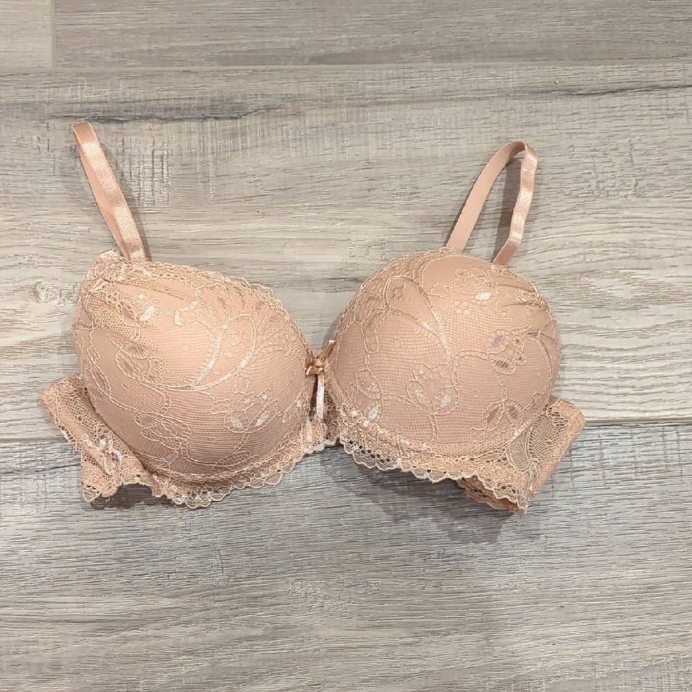 Elegant Lace Push-Up Bra - Tan